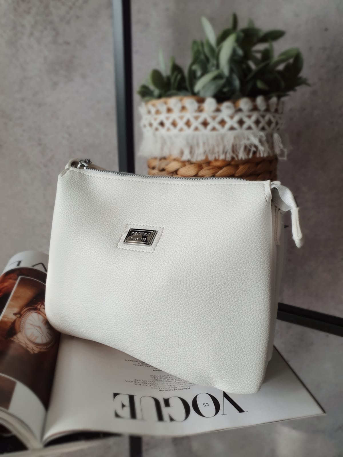 Crossbody Ellie- bílá