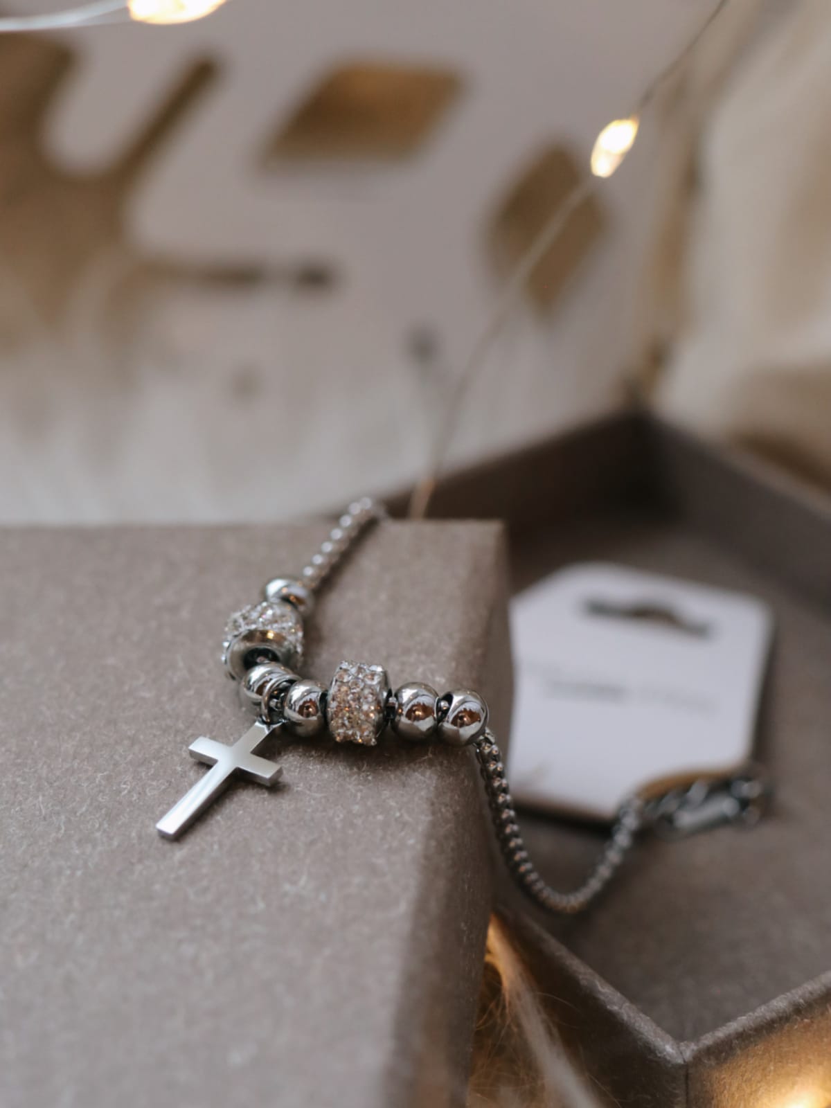Náramek z chirurgické oceli Cross