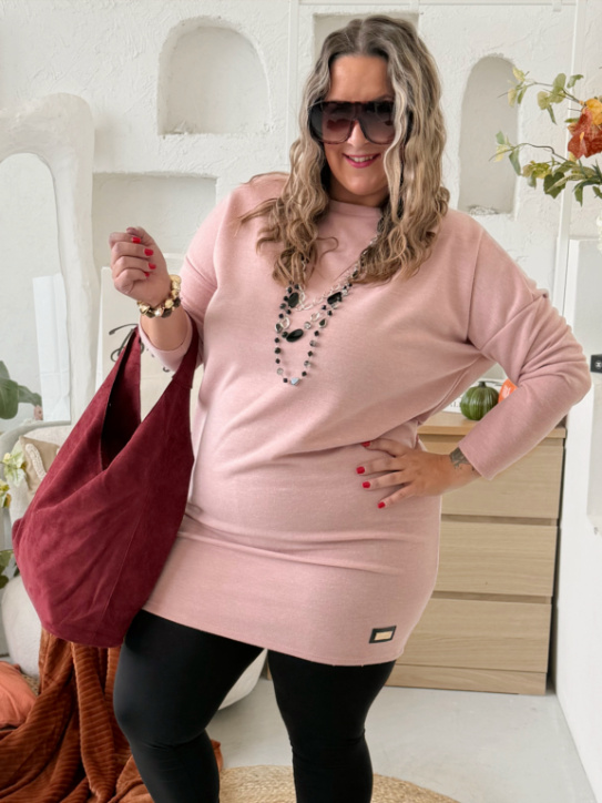 Úpletové šaty Jesica do 3XL - pudrově růžové