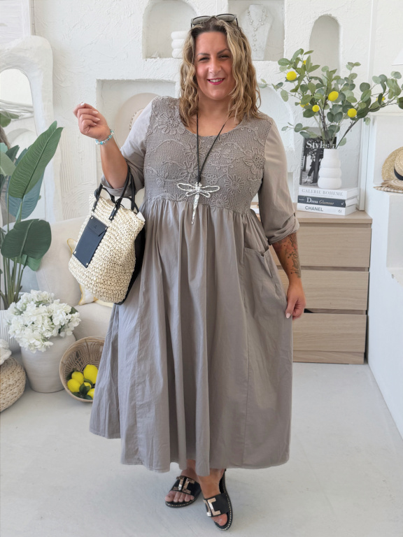 Šaty Exclusive Romance do 4XL - šedé fango