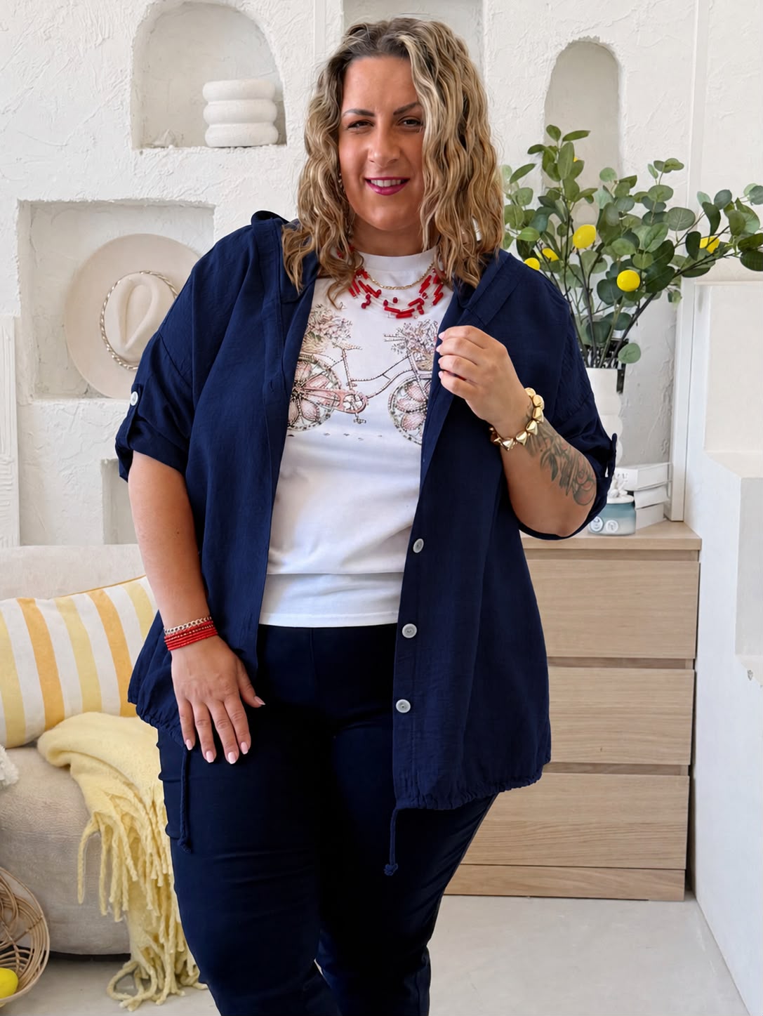 Lehoučká bunda na knoflíky s kapucí do 4XL tmavě modrá