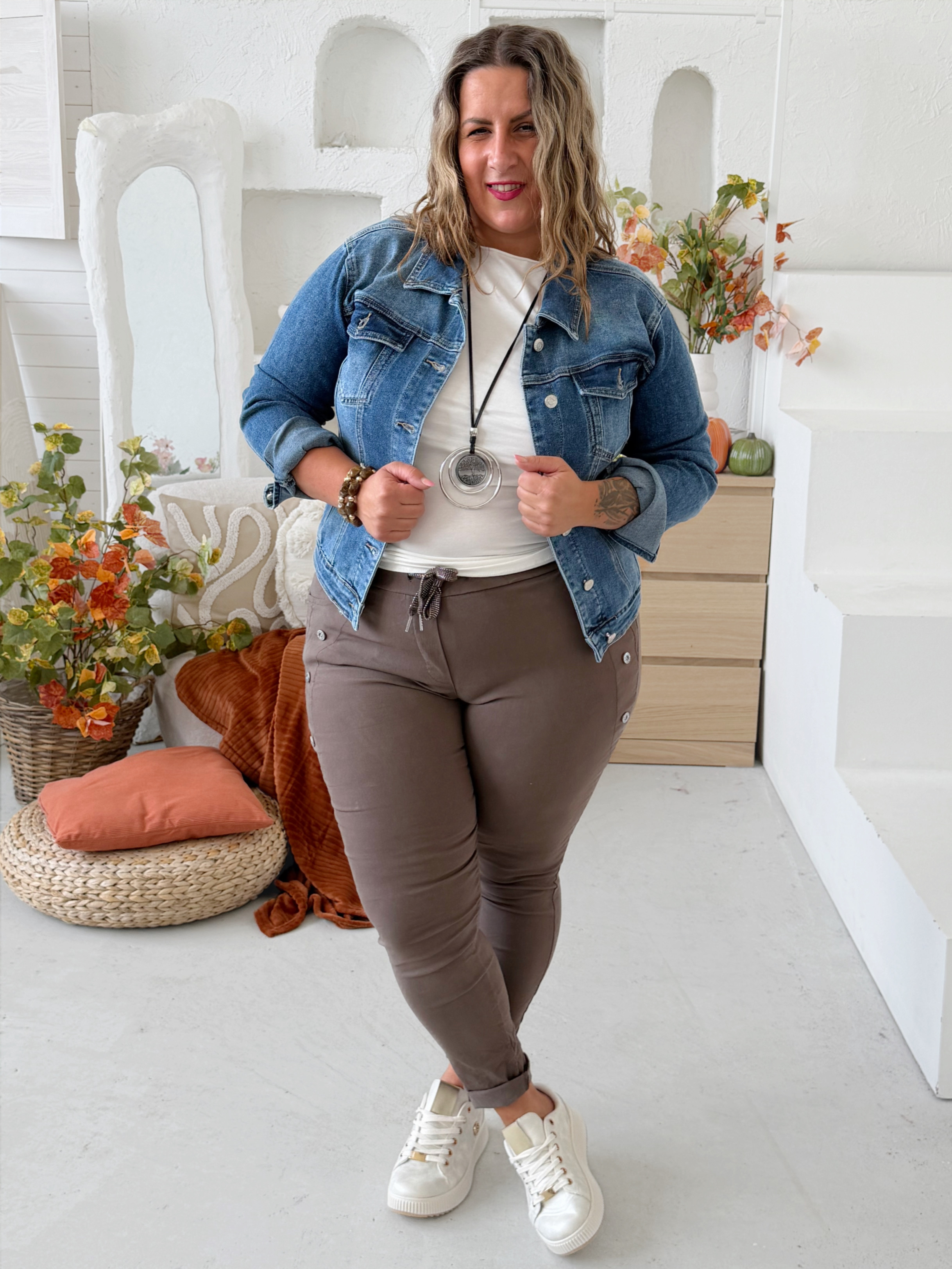 Elastické kalhoty Buttons do 3XL - čokoláda