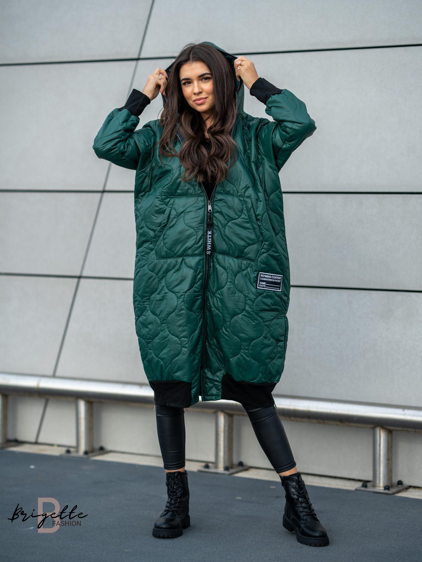 Oversize dlouhá prošívaná bunda smaragdová