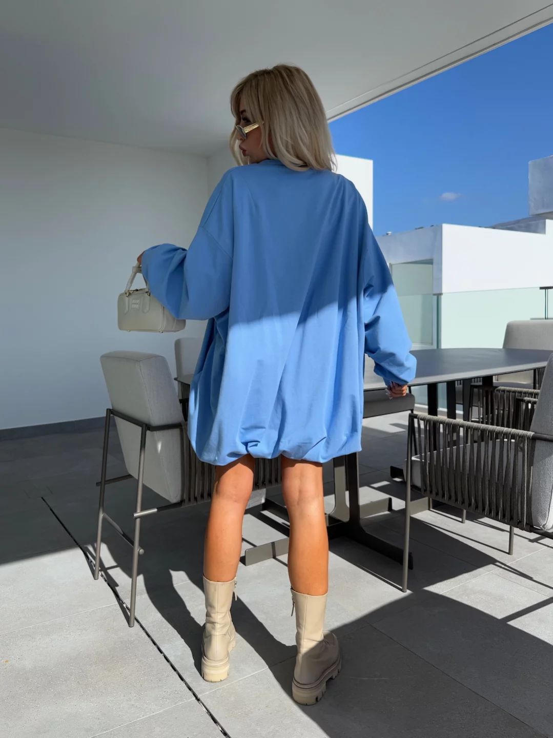 Balonové šaty s páskem baby blue