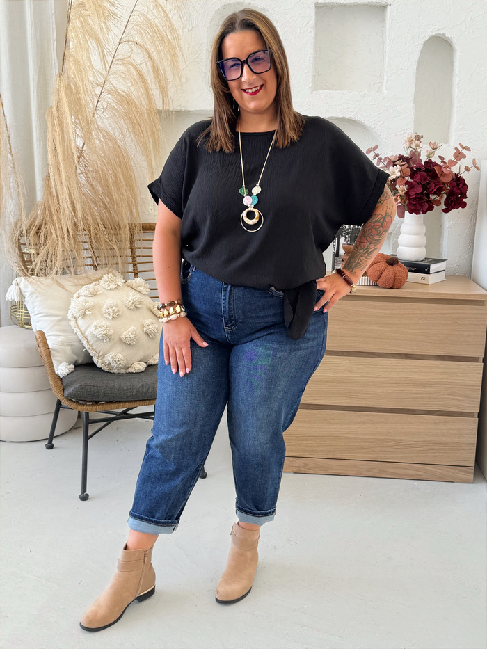 Halenka Julia se zavazováním černá do 3XL