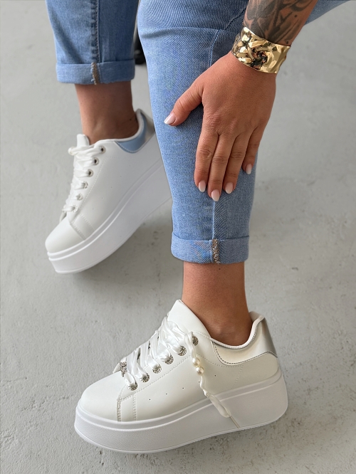 Botasky na platformě Silver Pearl 