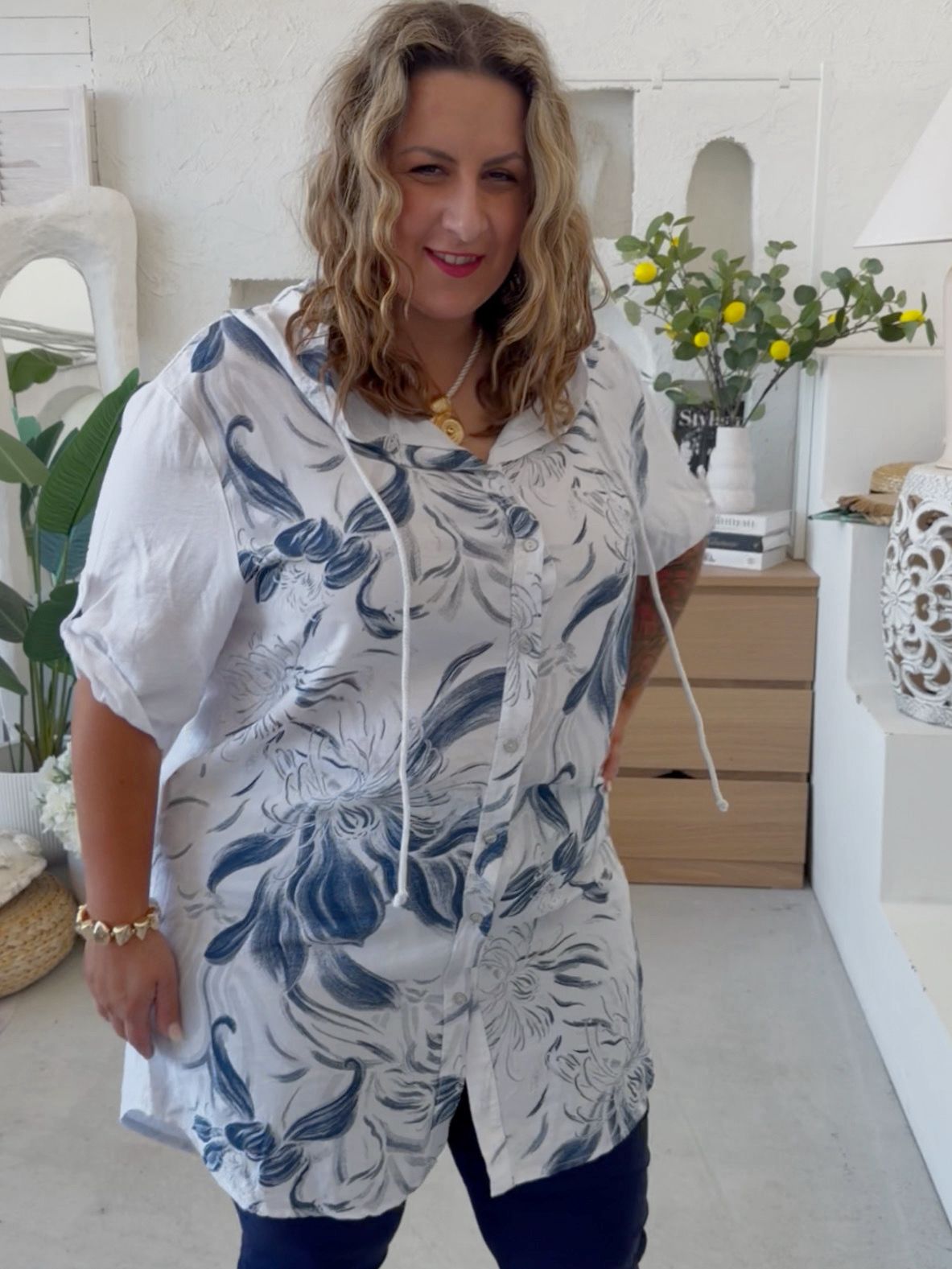Rozepínací tunika s kapucí Flower do 3XL 