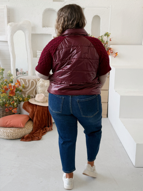 Vesta Gita s pletenými rukávy do 3XL - vínová