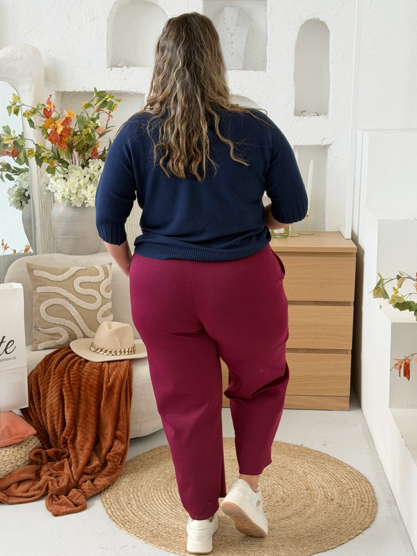 Máselkové kalhoty Jasmin do 3XL - vínové