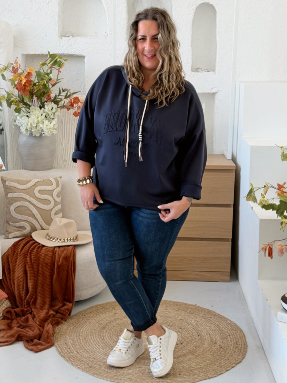 Mikina Brooklyn máselko do 3XL - tmavě modrá