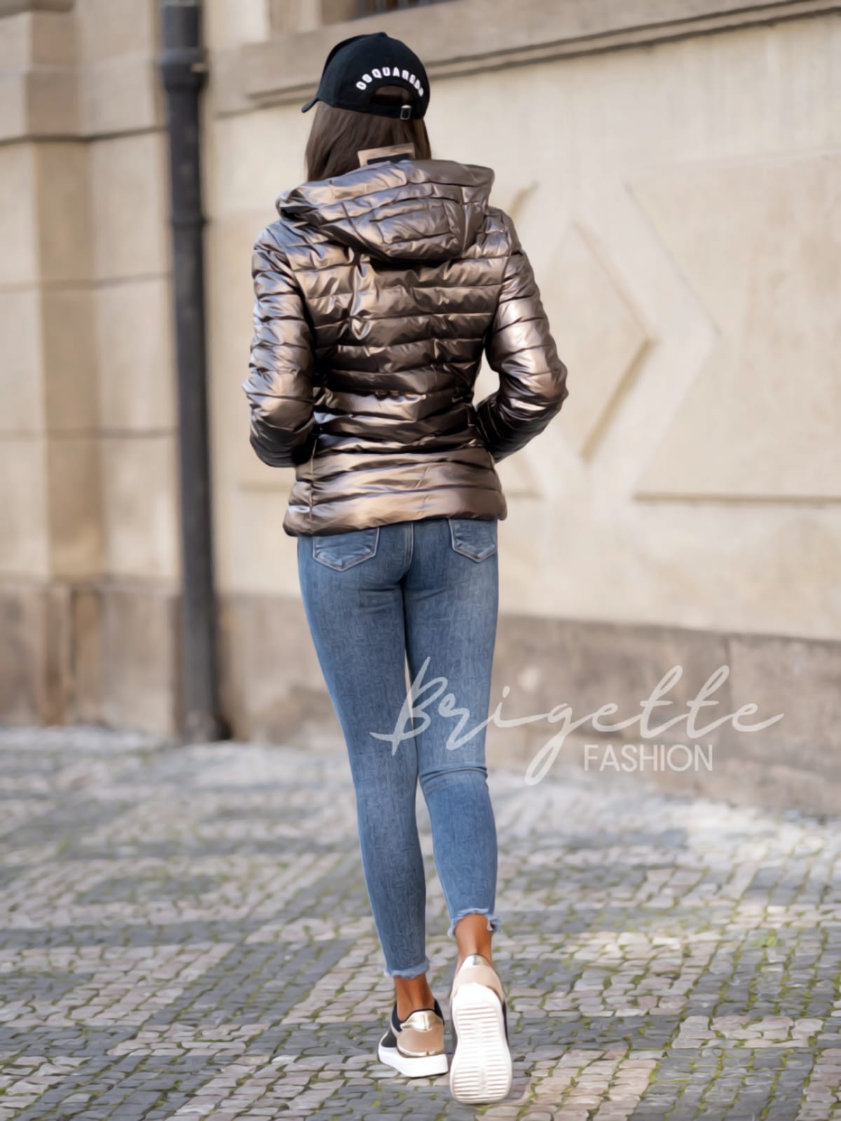 Bunda Vernita - bronzová