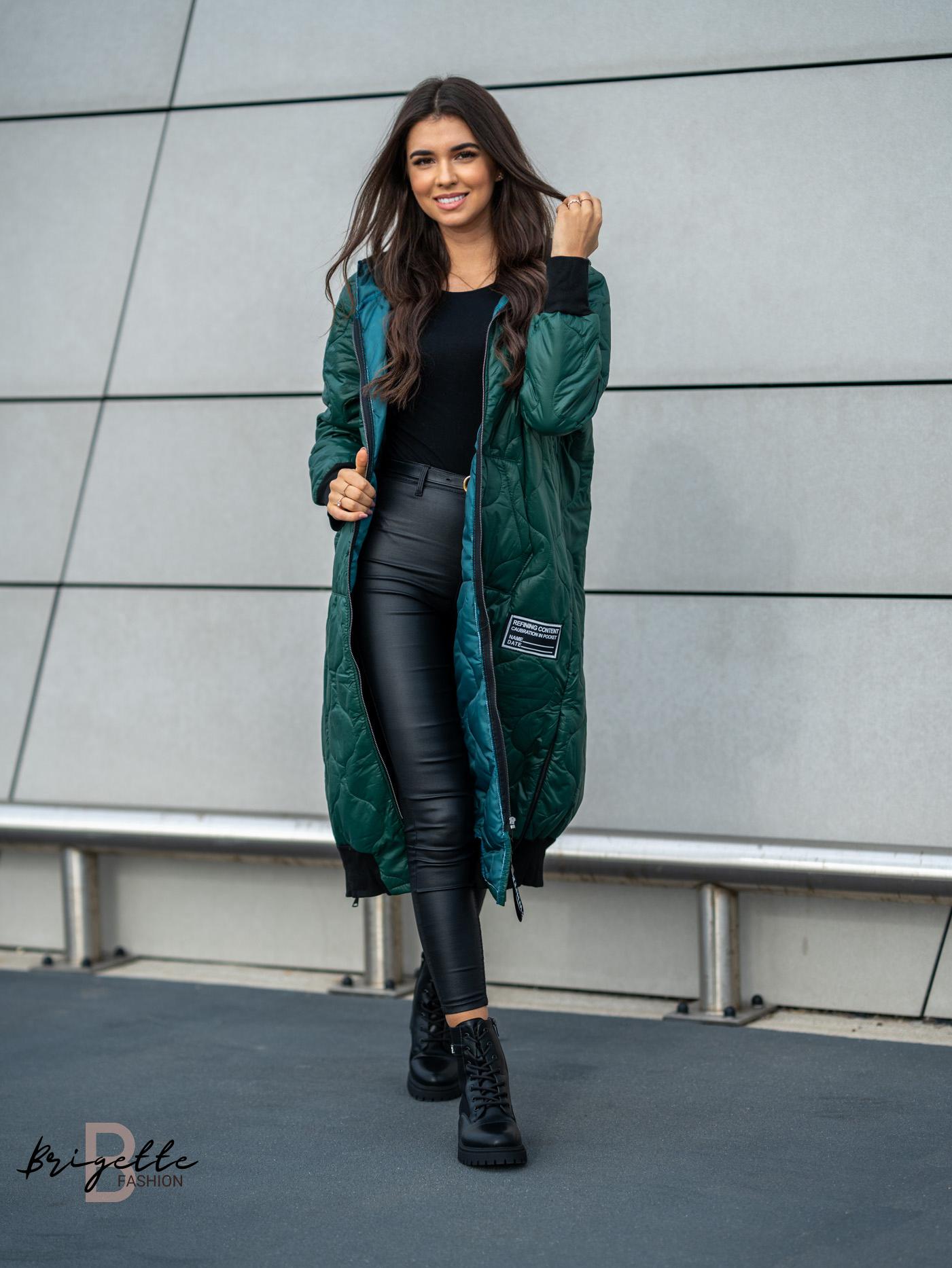 Oversize dlouhá prošívaná bunda smaragdová