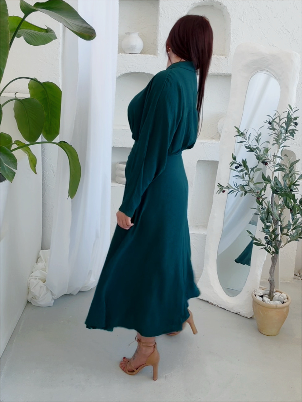 Šaty Elegance Madame smaragdové