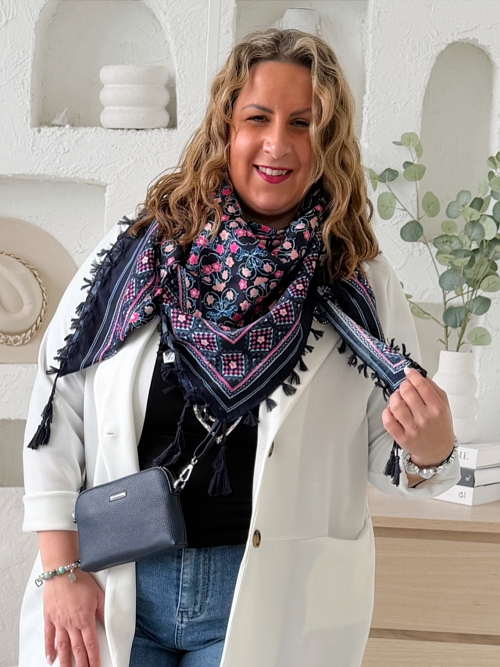 Delší máslové sáčko Gloria do 3XL - bílé