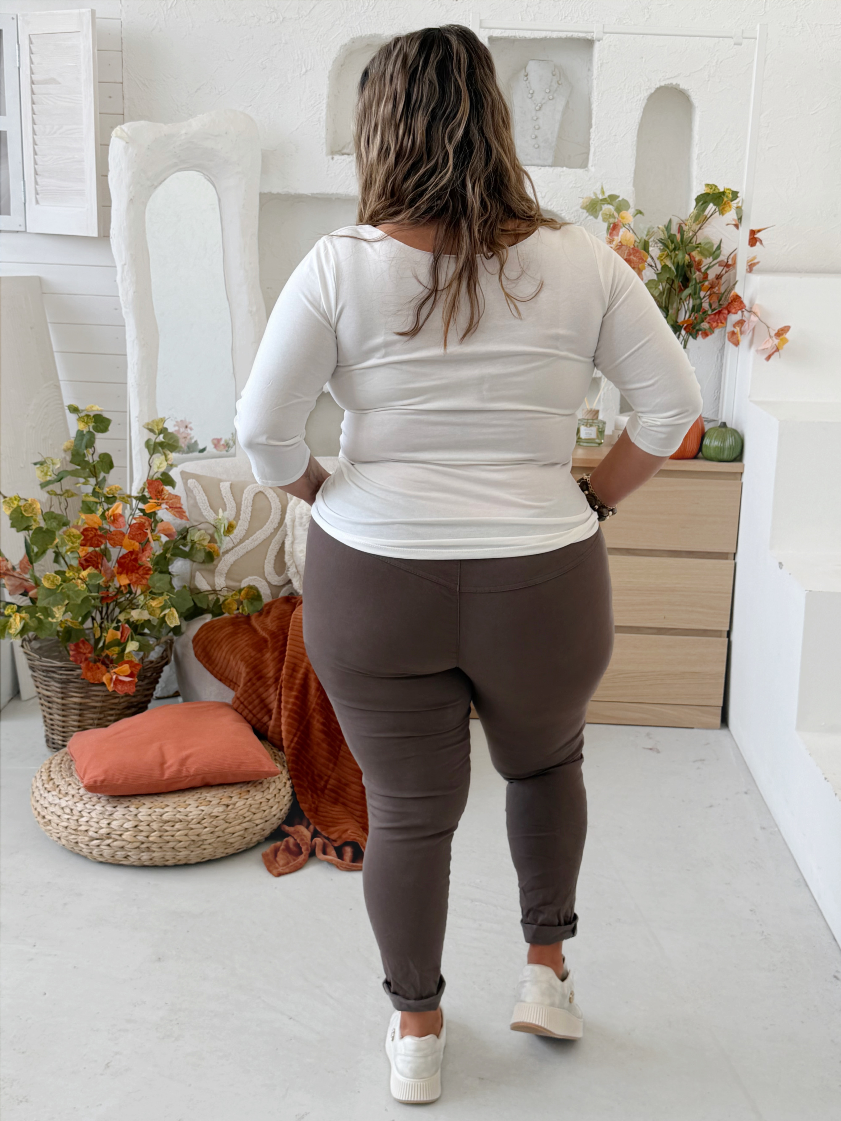 Elastické kalhoty Buttons do 3XL - čokoláda