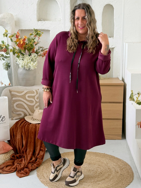 Máslové áčkové šaty Gabi do 4XL - vínové