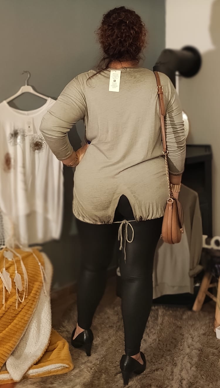 Tričko Yourself - khaki