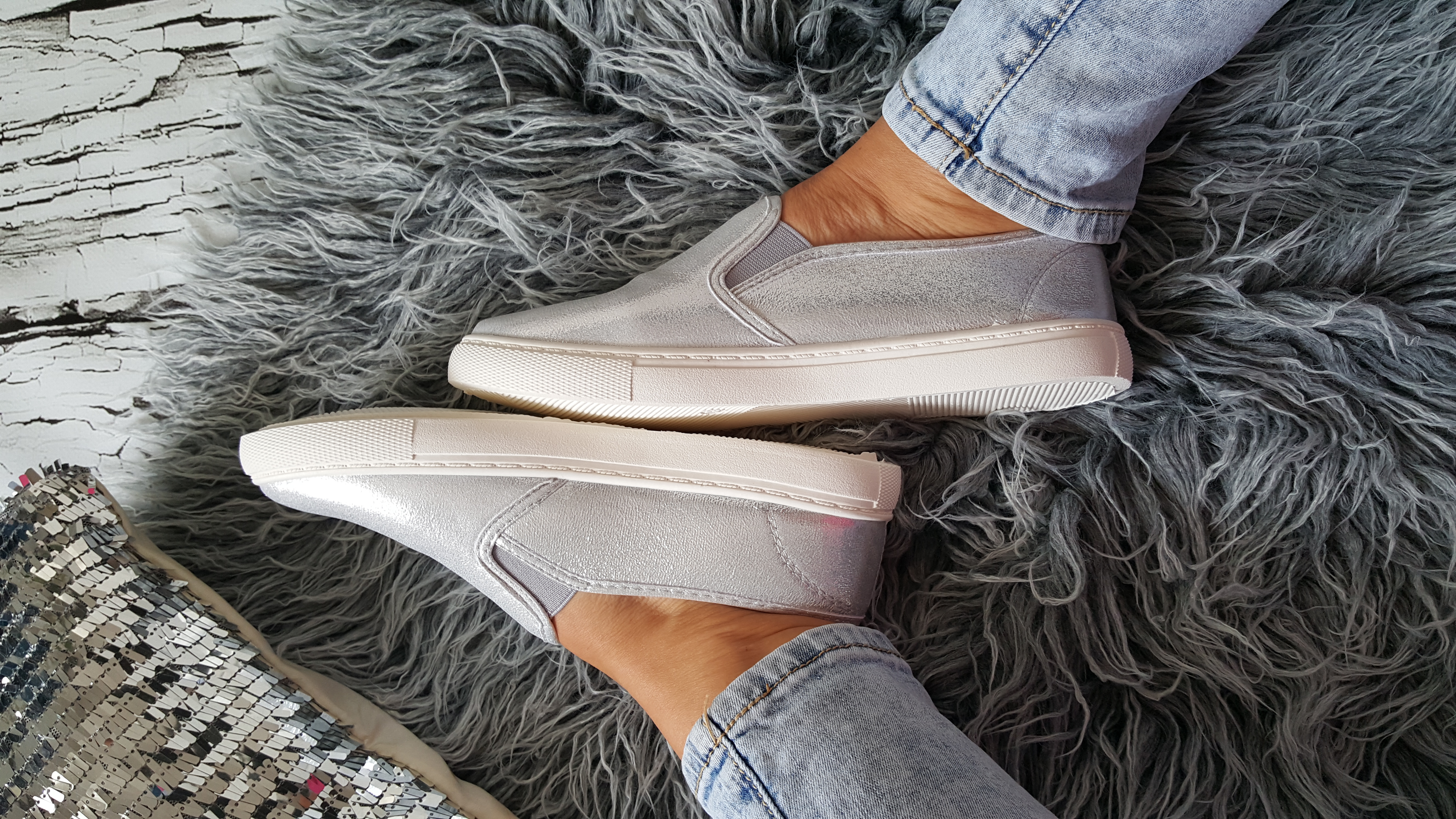 Slip on stříbrné