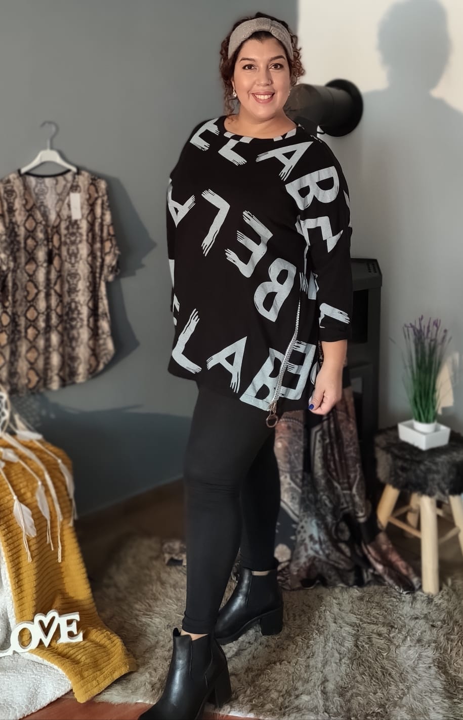 Tričko Label - černé