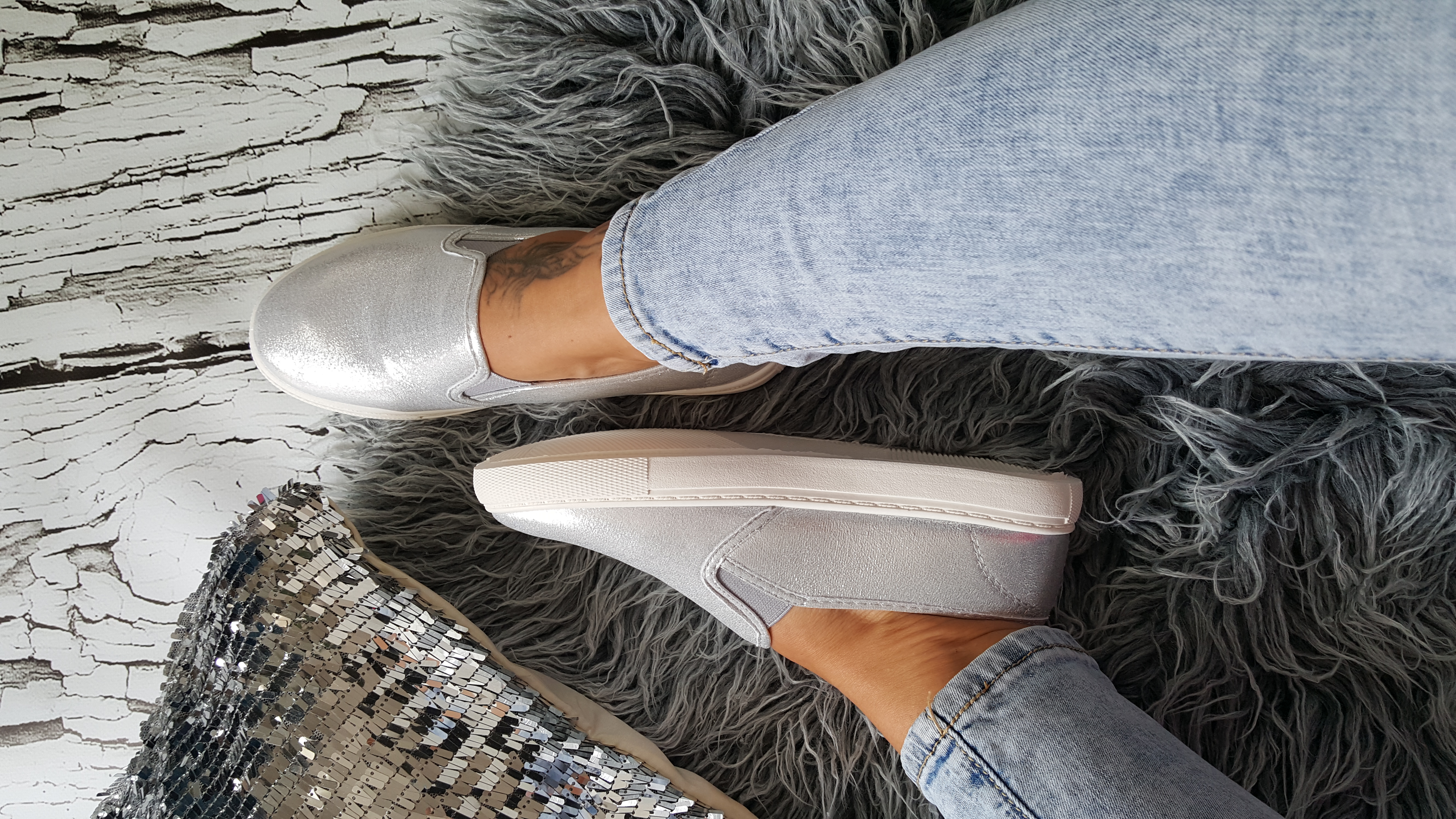 Slip on stříbrné