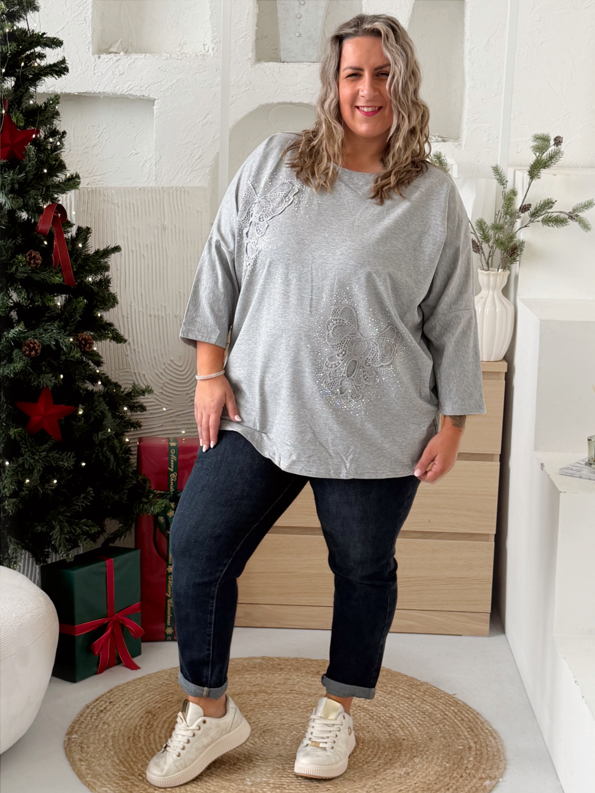 Oversize tričko Motýlci Ellie do 4XL - šedé