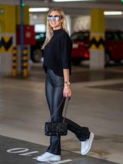 Zvonové koženkové legíny M/L